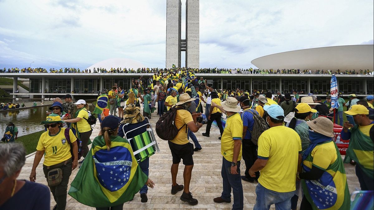 巴西首都突袭的后果：1，159人被拘留，法官下令逮捕前部长兼宪兵总长