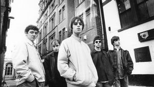  Oasis Duduki Puncak Tangga Lagu dalam Peringkat Album Paling Banyak Diputar di Tahun 90an
