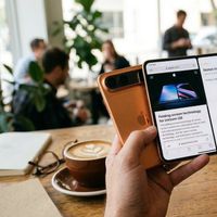 iPhone Lipat Apple Makin Dekat! Layar “Sandwich Kaca” Disiapkan 