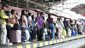 Tawarkan Kepastian Waktu Tempuh, Penjualan Tiket KAI Tembus 96,5 Persen di Arus Balik Lebaran