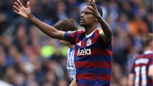 Alexander Isak Absen di Tur Asia Newcastle, Jadi Pindah ke Liverpool?
