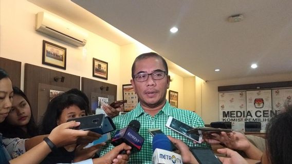 Tarik Ulur Pilkada 2022 atau 2024, Komisioner KPU Ini Usul Pilkada Digelar 2026, Alasannya Biar <i>Happy</i> dan Nyaman