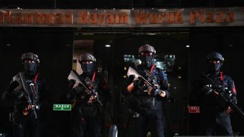 30人のブリモブ隊員、メトロ警察は、ハヤム・ウルーク・ルコでオンラインギャンブル事務所を厳重に監視