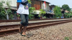 Before His Death, The Suicide Victim On The Duren Sawit Train Rail Had Moved The Train Search Line Through