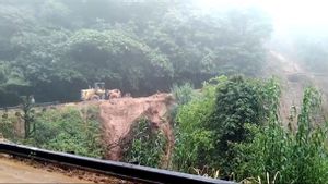 Two Missing Victims Due To Landslides In Padang Found Selamat