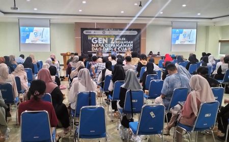 Pentingnya Literasi Keuangan untuk Gen Z: Infobank Digital Road Show di Unair