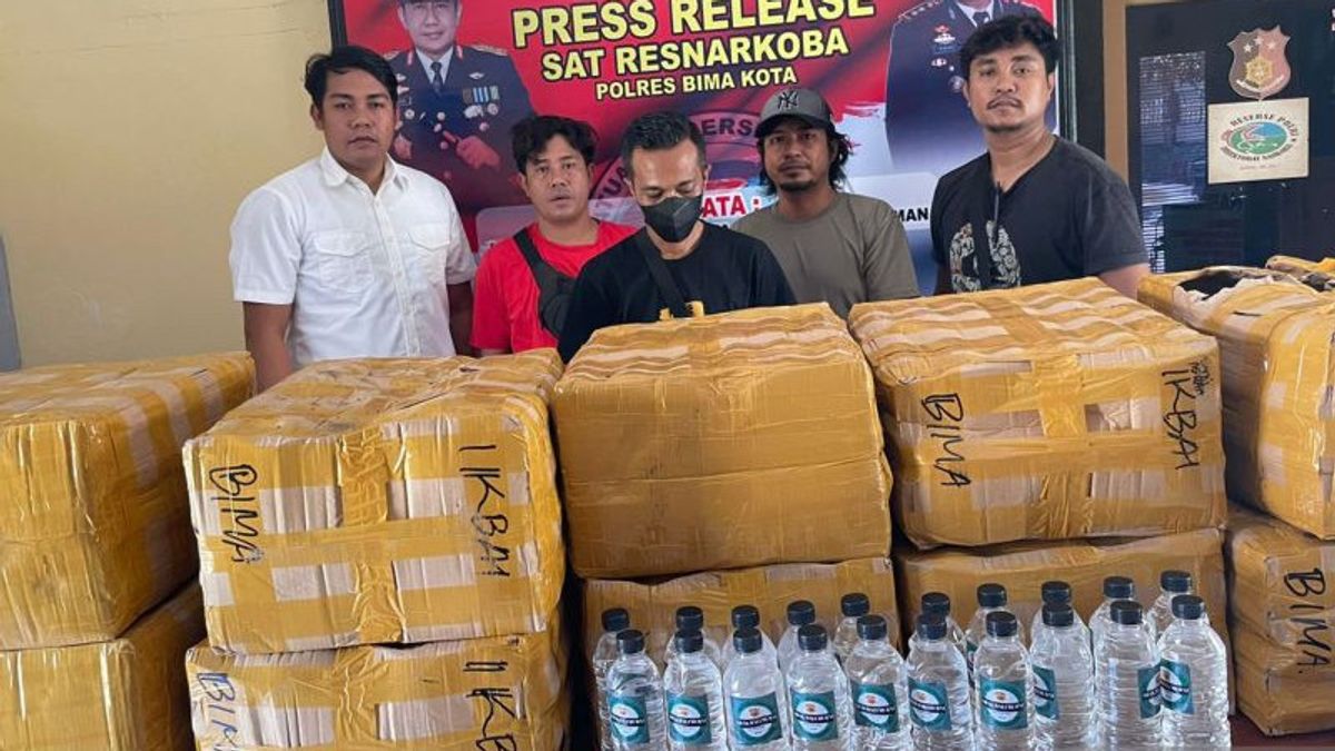 Sita 520瓶装有巴厘岛阿拉克，比马市警方：年底前打击犯罪的努力 