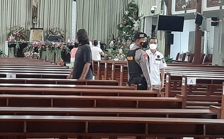 Berikan Rasa Nyaman dan Aman, 36 Gereja di Kudus Dijaga Polisi Selama Natal