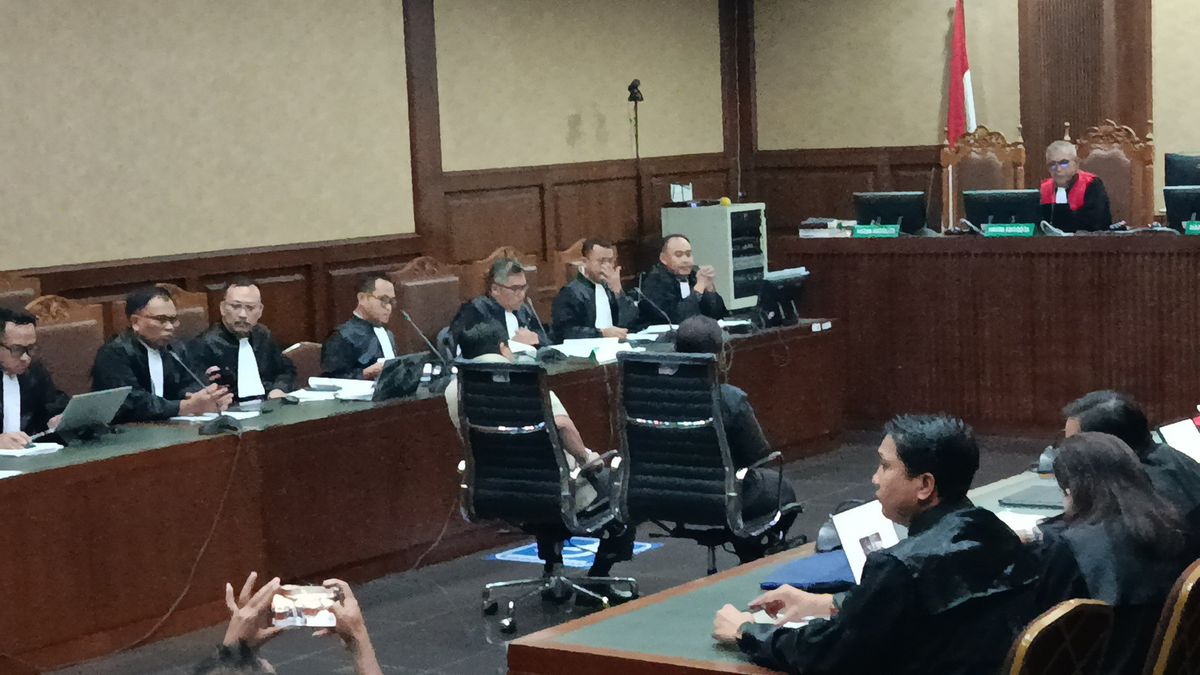 Di Persidangan, Saeful Bahri Sebut Sumber Uang Suap PAW dari Harun Masiku
