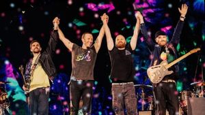 Ramai Orang Jual Tiket Konser Coldplay di Singapura Gegara Ongkos Pesawat Terbang Melonjak Naik