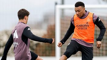 Kylian Mbappe réfute les mensonges sur sa blessure au genou