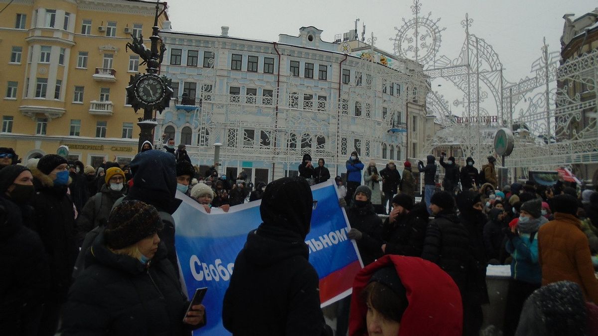 クレムリン評論家アレクセイ・ナワリヌイを支持、ロシアは1,400人の抗議者を拘束