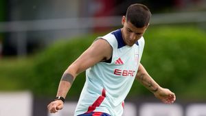 Kedatangan Osimhen ke Galatasaray Bikin Alvaro Morata Susul Cesc Fabregas ke Como