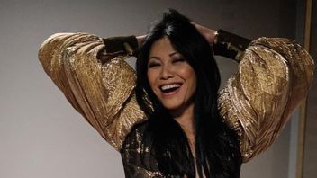 Look Sexy And Charming, Check Out 5 Anggun Portraits By Sasmi At The Cannes Film Festival