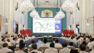 Fenomena Wisata Bencana, Prabowo: Pejabat ke Lokasi Bencana Harus Bantu, Bukan Foto-foto!