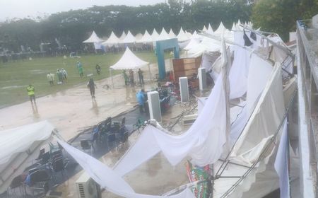 Hujan Badai Hempaskan Tenda, TV dan Kipas Angin di Stadion Harapan Bangsa Banda Aceh, Atlet Lari Berhamburan