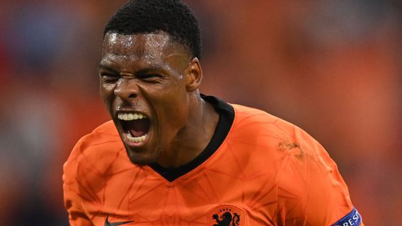 Didepak dari Liga Amatir saat Berusia 18 tahun, Kini Denzel Dumfries Mengguncang Euro 2020