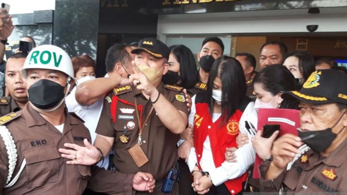 Asked By The Judge About The Planned Murder Indictment, Putri Candrawati: Sorry Your Majesty, I Do Not Understand
