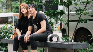 Anji And Wina Natalia Will Face First Divorce Trial On June 6