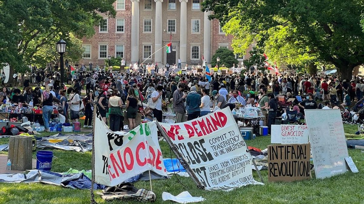 Police Flatten Palestinian Pro Demonstrators Camp At US University Of Columbia, A Number Of Students Arrested