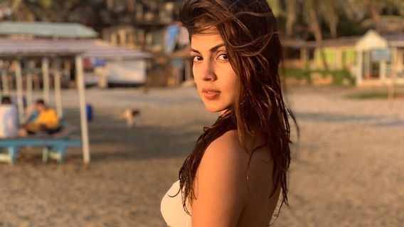 Rhea Chakraborty: Sushant Tidak Butuh Uang Saya untuk Beli Narkoba