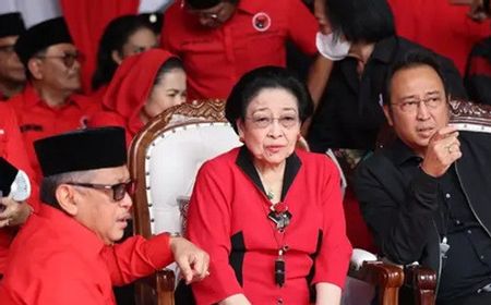 Pengganti Hasto Kristiyanto Tergantung Kepentingan Megawati dan PDIP