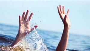 Wisatawan Hilang, Diduga Terseret Ombak Saat Berenang di Pantai Manalusu Garut