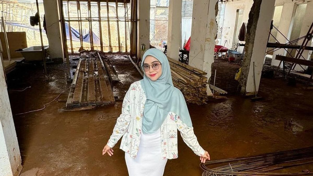 Ria Ricis Keracunan Makanan, Jalani Operasi di Rumah Sakit