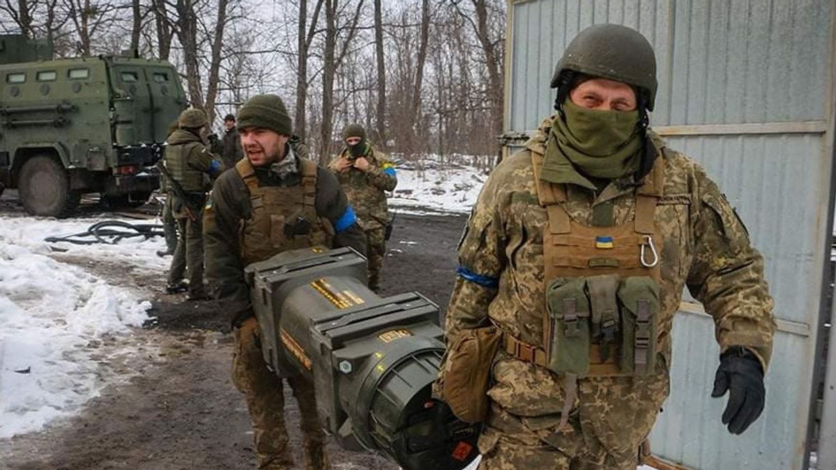 超过10万没有战斗能力的乌克兰人成为即兴士兵，他们驻扎在哪里？