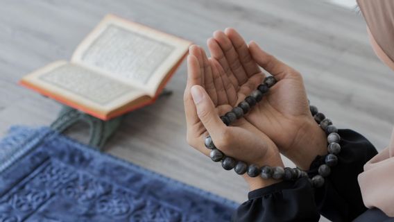 Prière pour enlever les pensées obscures Selon le Hadits, voici la façon de le lire