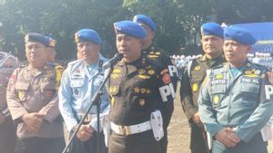 La célébration du 79e anniversaire du TNI à Monas a été évoquée par Pawai Alutsista tout au long de 4 km