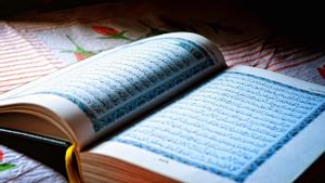 Mengapa Al-Quran Disebut Kitab yang Bersifat Universal? Cari Tahu Ragam Alasannya di Sini 