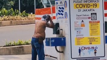 Viral Video Of Man Shampooing In Public Sink, Wagub DKI: Use According To His Function