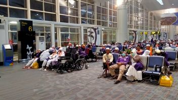 للحصول على قنبلة إرهابية ، تضمن وزارة النقل أن إعادة الحجاج SV 5688 إلى الوطن تسير بسلاسة