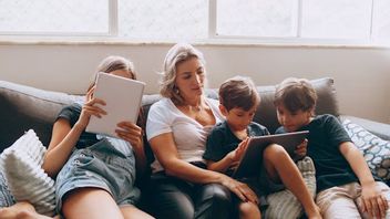 多くの利点があり、家でのポジティブな規律を通じて子供を教育する芸術