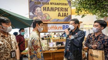 In The Mall Owned By Chairul Tanjung Conglomerate, Sandiaga Uno Invites People To Buy Local Products For Eid Hampers
