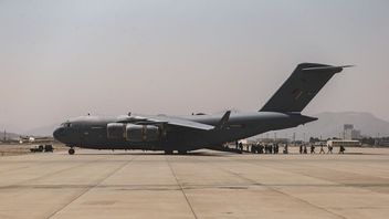 Komandan Misi Evakuasi AS Ungkap Jam Terakhir di Afghanistan: Kode Cangkang Kerang dan Jarak Antar Pesawat 30 Detik