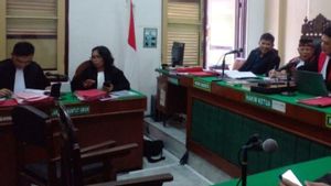 JPU Kejari Belawan demande de la peine de mort accusé de Kurir de 13 kg de méthamphétamine