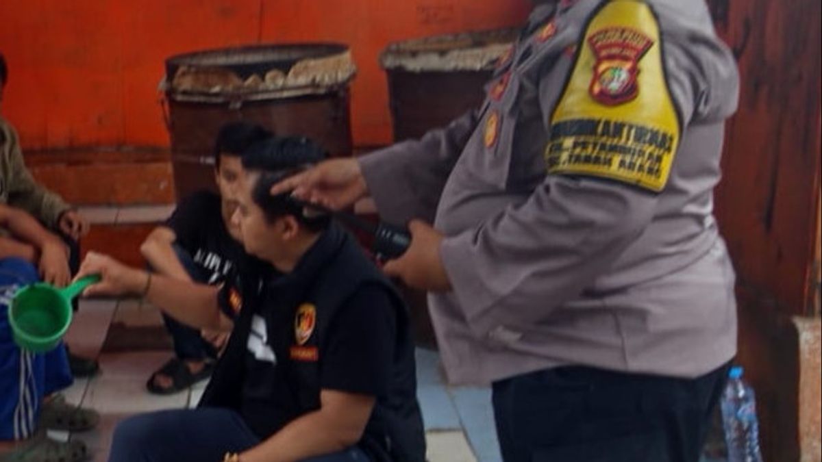 Dua Wanita Pengendara Motor Disiram Air Got di Tanah Abang, Pelaku Anak di Bawah Umur