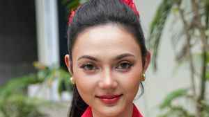 Rina Nose Akui Operasi Hidung dan Mata Bikin Makin Gampang Dandan