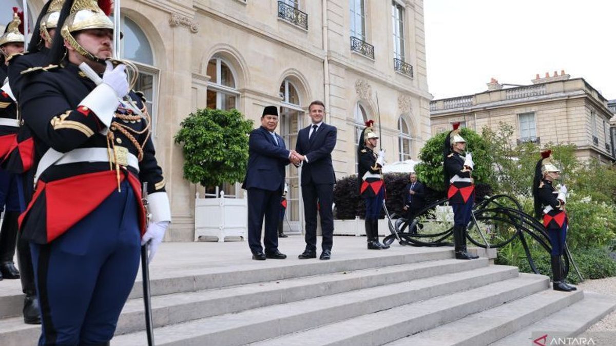 Le ministre des Affaires étrangères a rencontré le président Macron en France