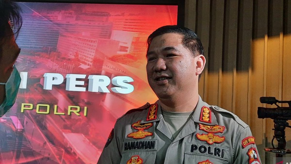 Police 'Owl' Troupes Ciduk 13 Personnes Terroristes Présumés à Riau, Réseau Makassar? 