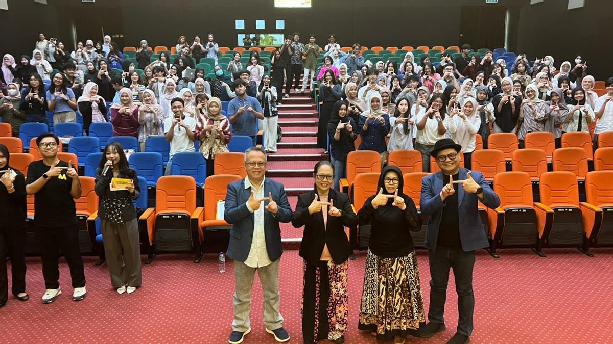 Produsen Air Minum Ajak Gen Z Lawan Misinformasi di Era Digital