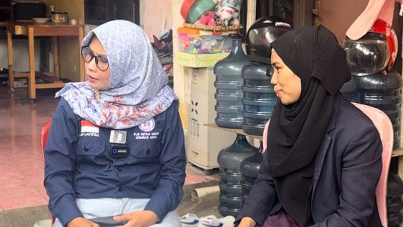 Kata Tetangga, Si Ibu Tiri Kunci Anaknya di Kamar Dibiarkan Kelaparan Lalu Ditinggal Pergi Berjam-jam