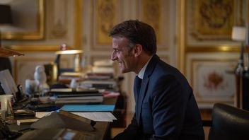 Presiden Emmanuel Macron Dorong Larangan Media Sosial untuk Anak di Bawah 15 Tahun
