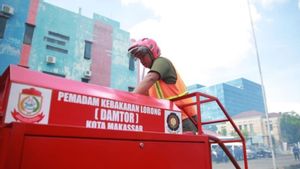 Wali Kota Makassar Sebar Puluhan Damtor Atasi Kebakaran di Lorong