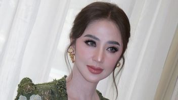 Merasa Terganggu dan Keluarga Terus Ditanyai Jadi Alasan Dewi Perssik Mantap Tempuh Jalur Hukum