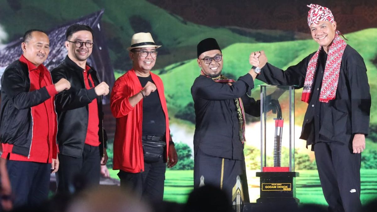 Peduli Seni Budaya, Ganjar Pranowo Dinobatkan Jadi Dewan Kehormatan Seni Budaya Banten
