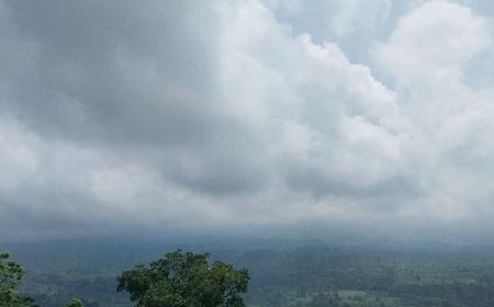 Gunung Semeru Kembali Erupsi Selama 104 Detik