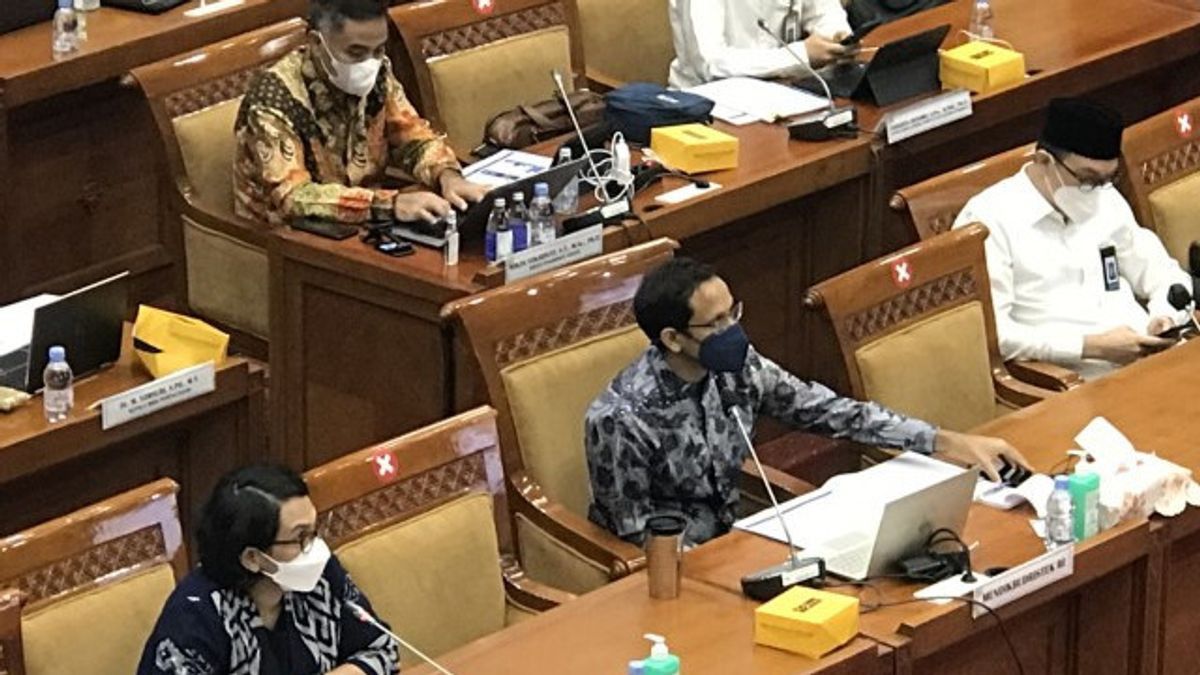 Kabar Bahagia dari Mendikbud: 100 Ribu Guru Honorer Dinyatakan Lulus PPPK 2021 Tahap 1, Pengumuman Dilaksanakan Pekan Depan